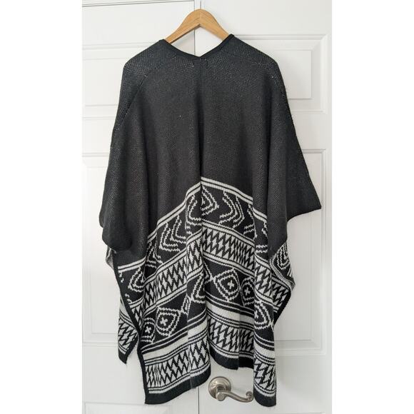 Merona Drapey Oversized Open Front Kimono Poncho - Picture 4 of 5